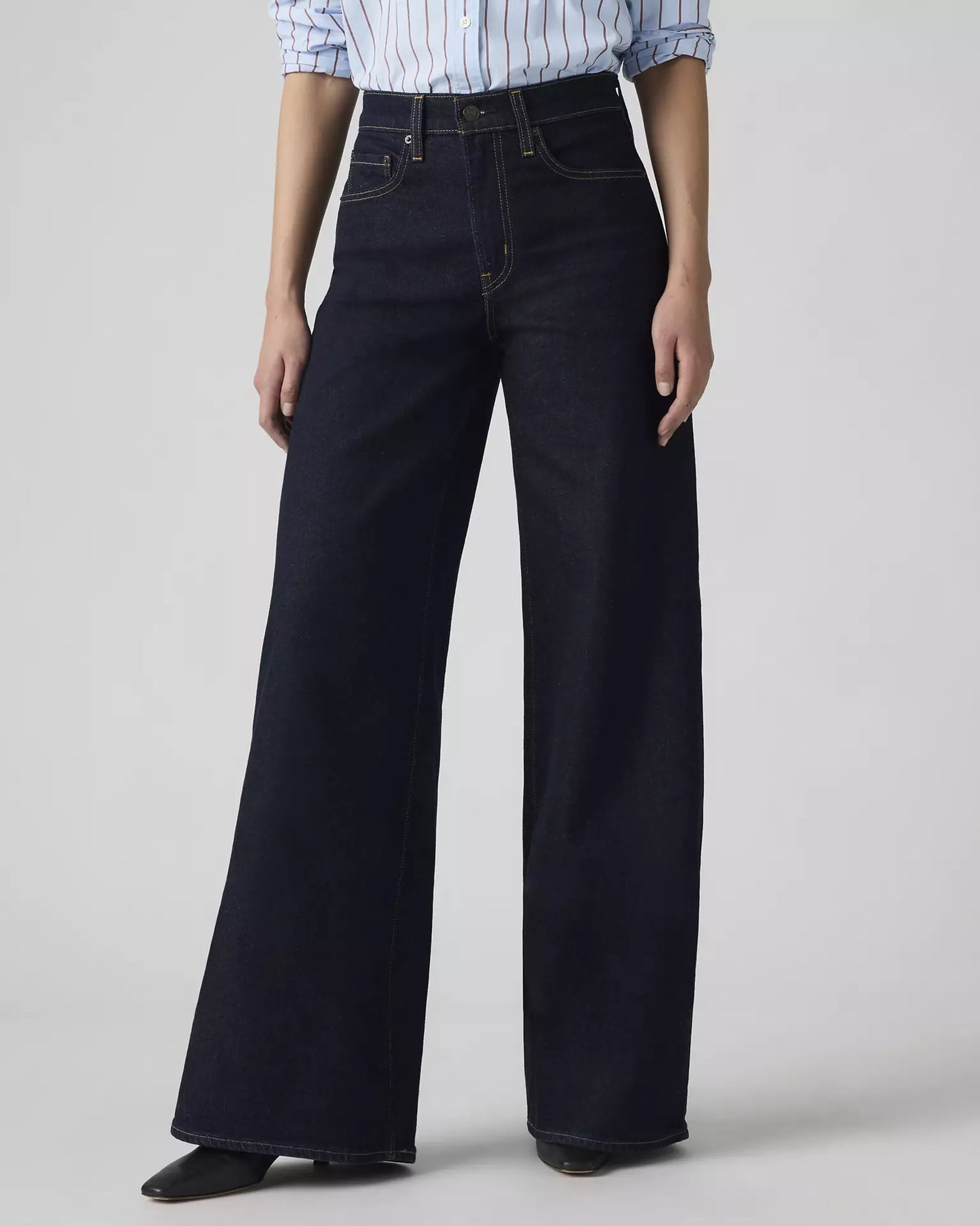 Levis 728 HIGH-RISE WIDE-LEG WOMEN'S JEANS size 32/32