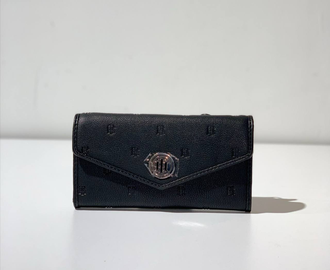 Tommy Hilfiger wallet