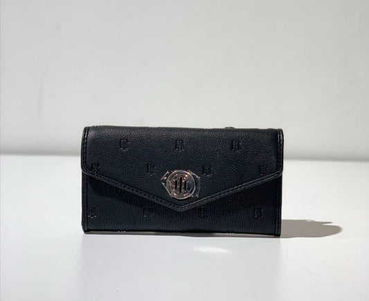 Tommy Hilfiger wallet