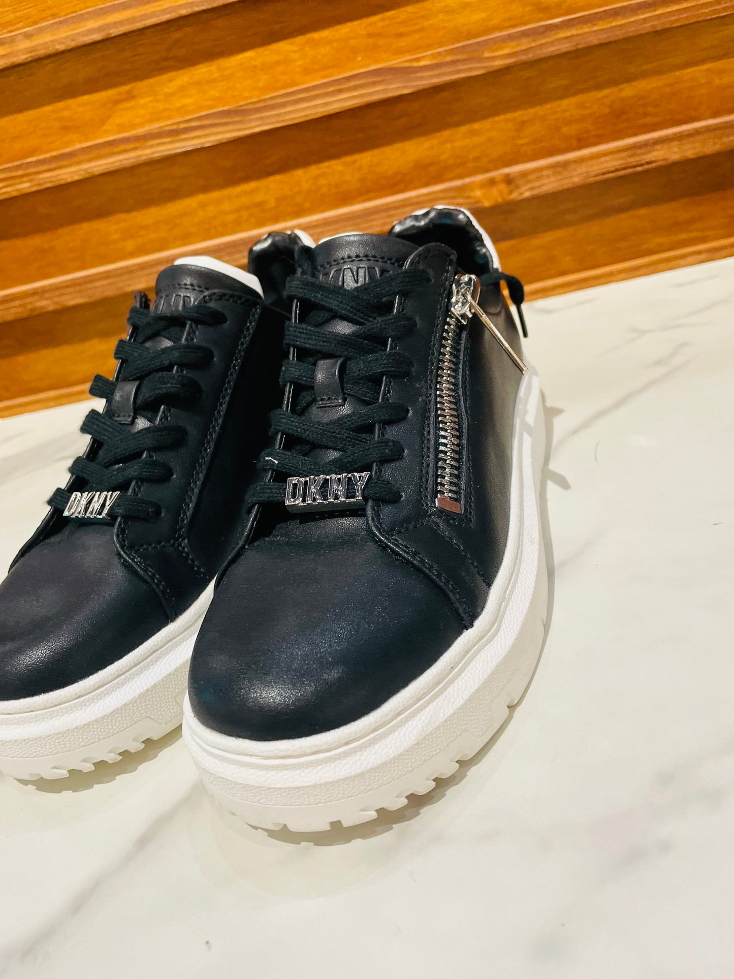 Dkny sneakers