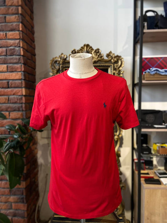 Ralph lauren shirt
Size: small 
1 3adad