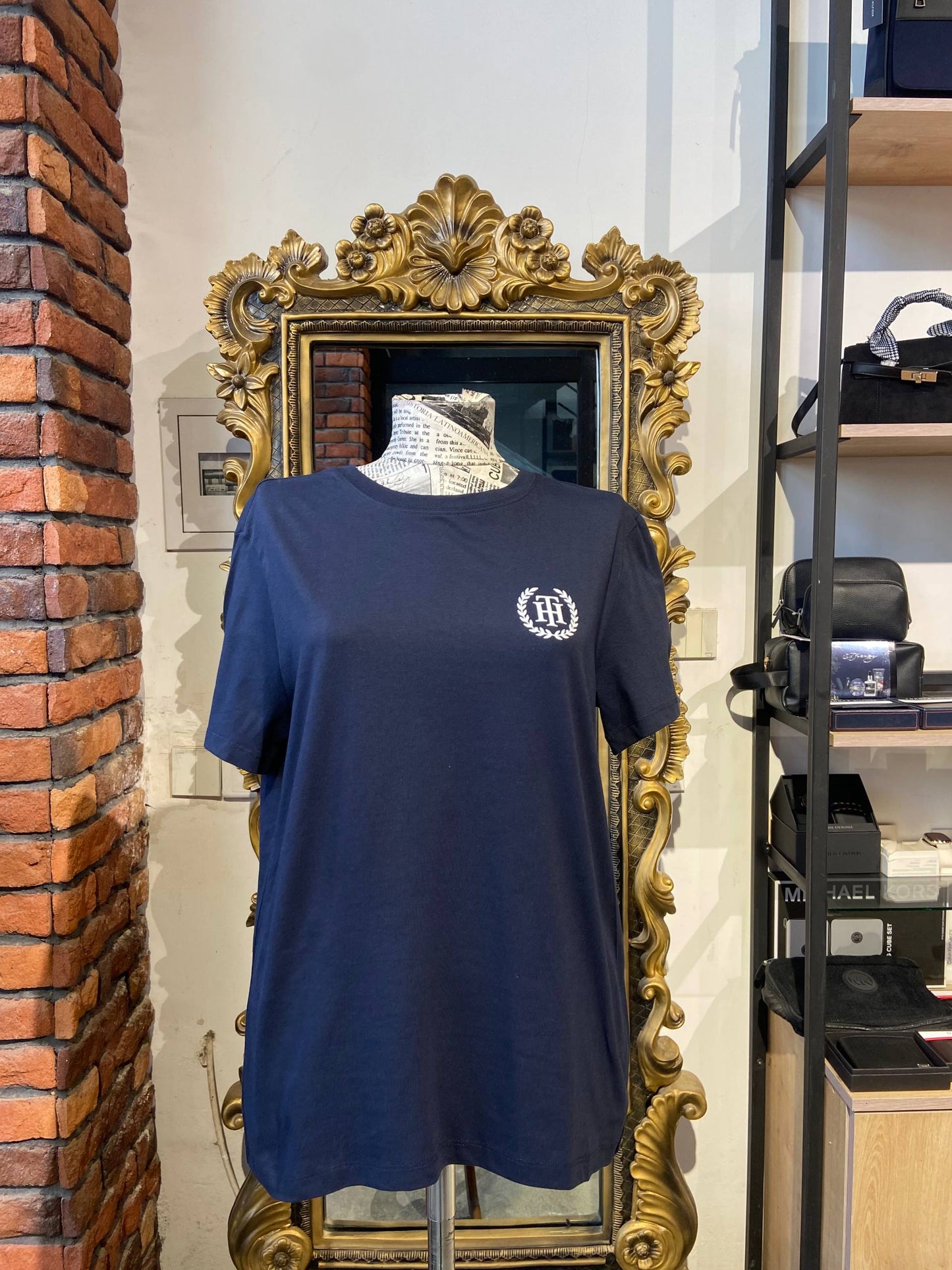 Tommy Hilfiger shirt size medium