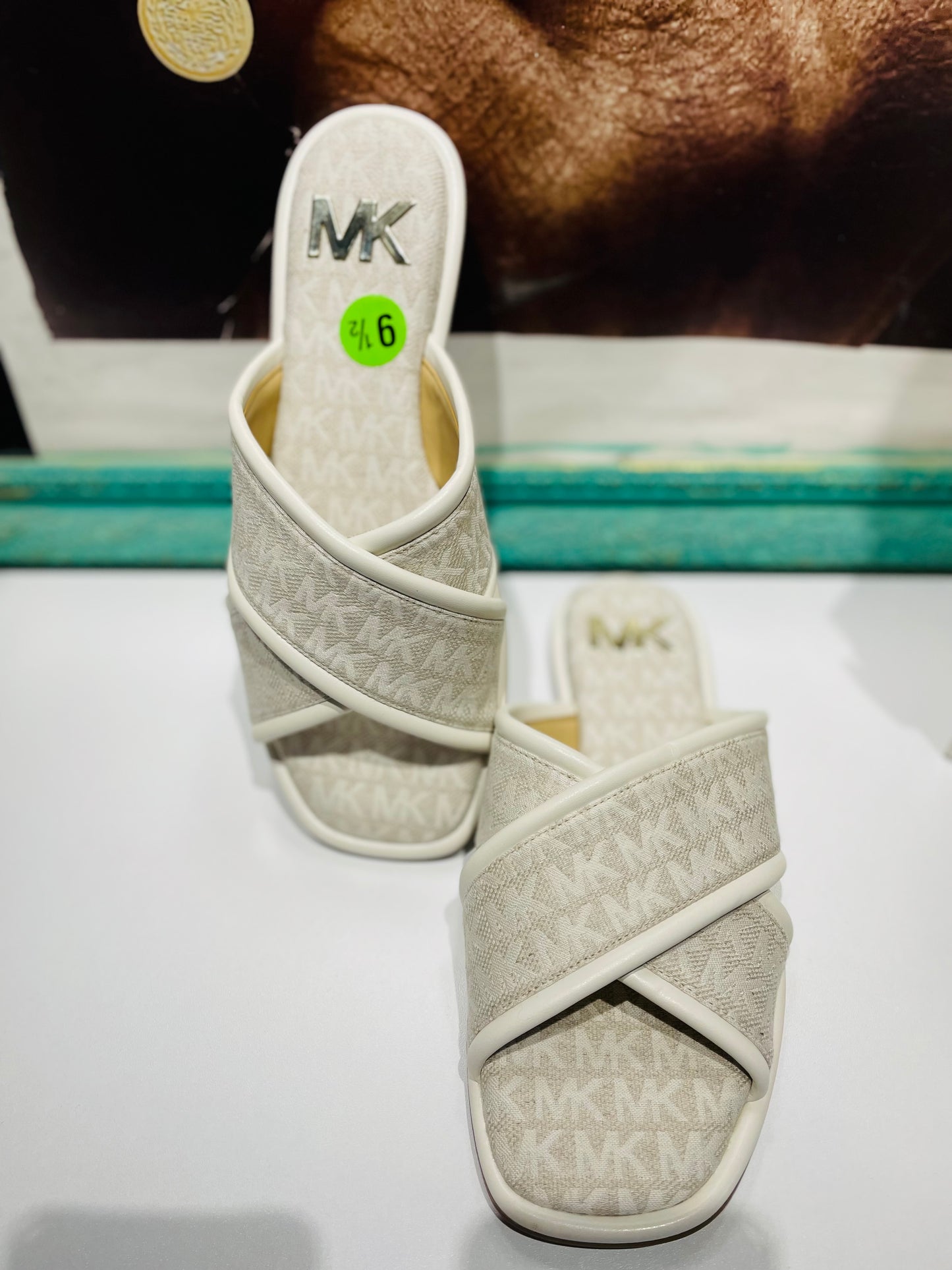 Michael kors sandal