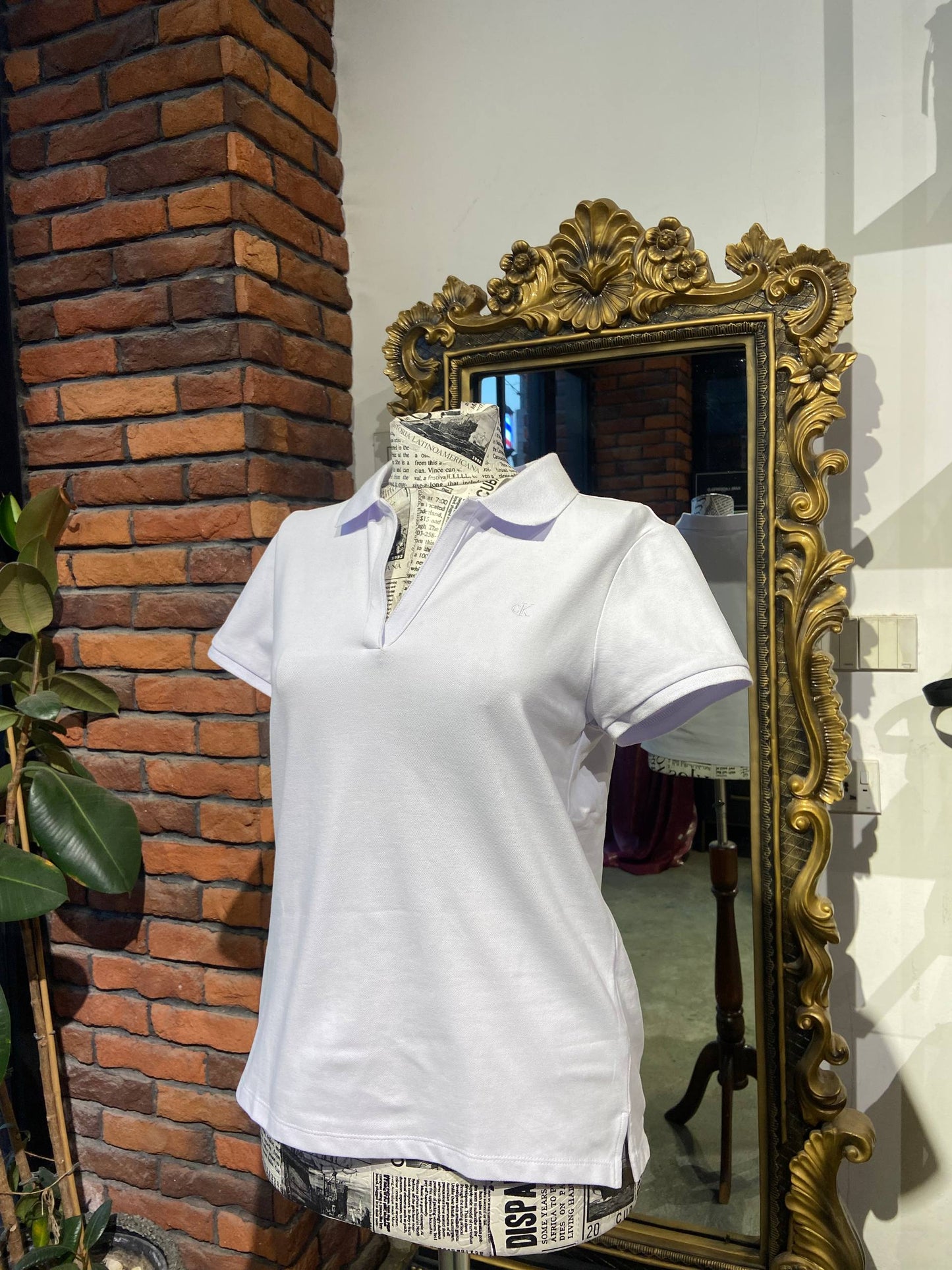 Calvin klein shirt size small