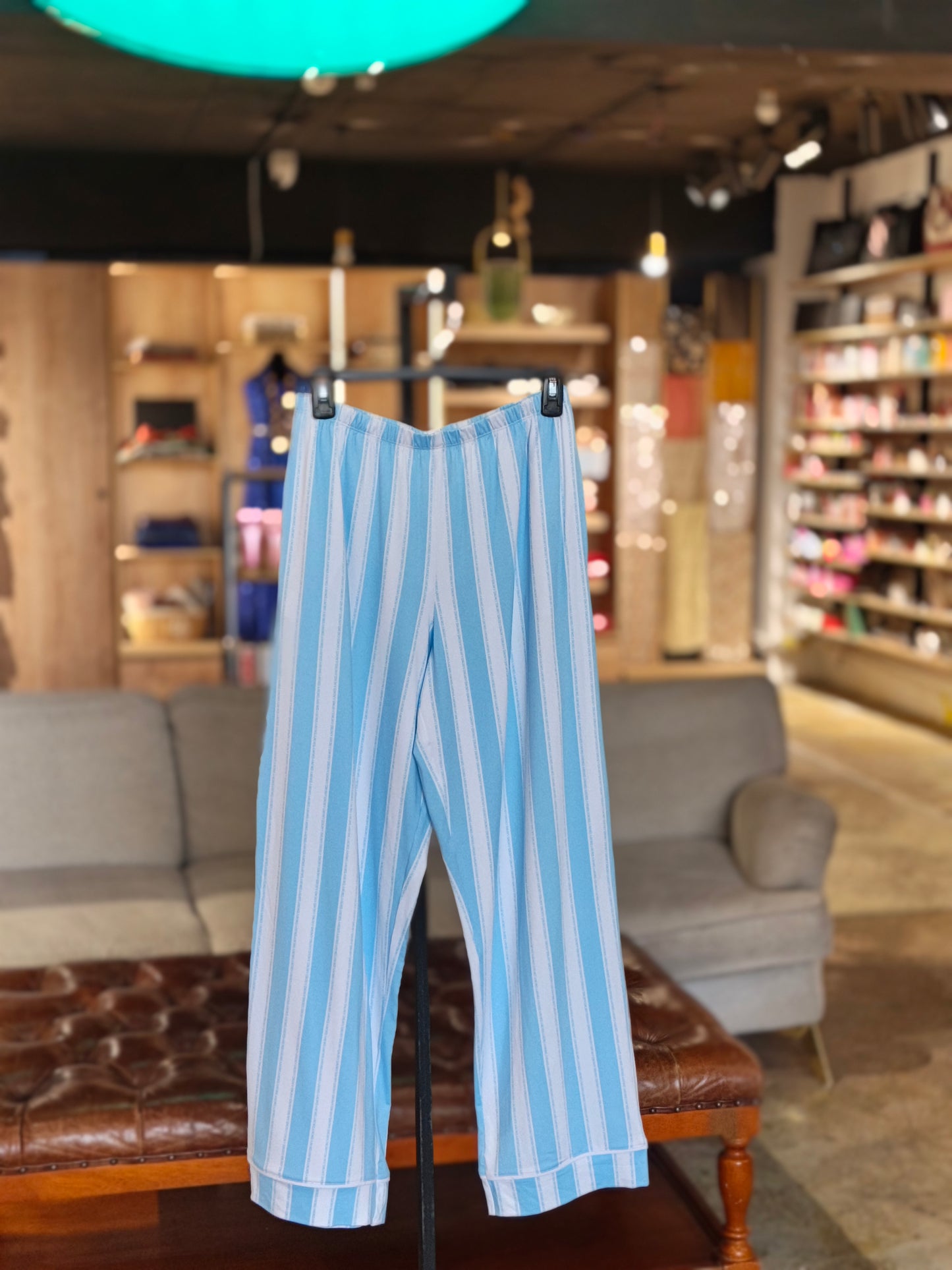 DKNY pajama set size small