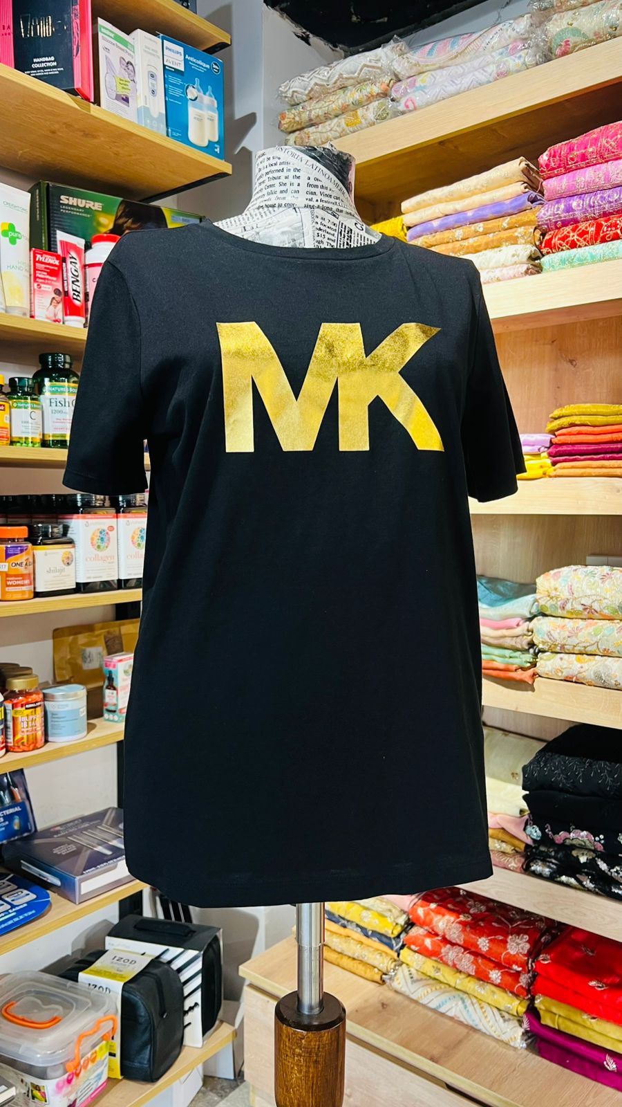 Michael kors T-shirt small