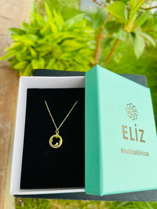 Eliz gold necklace