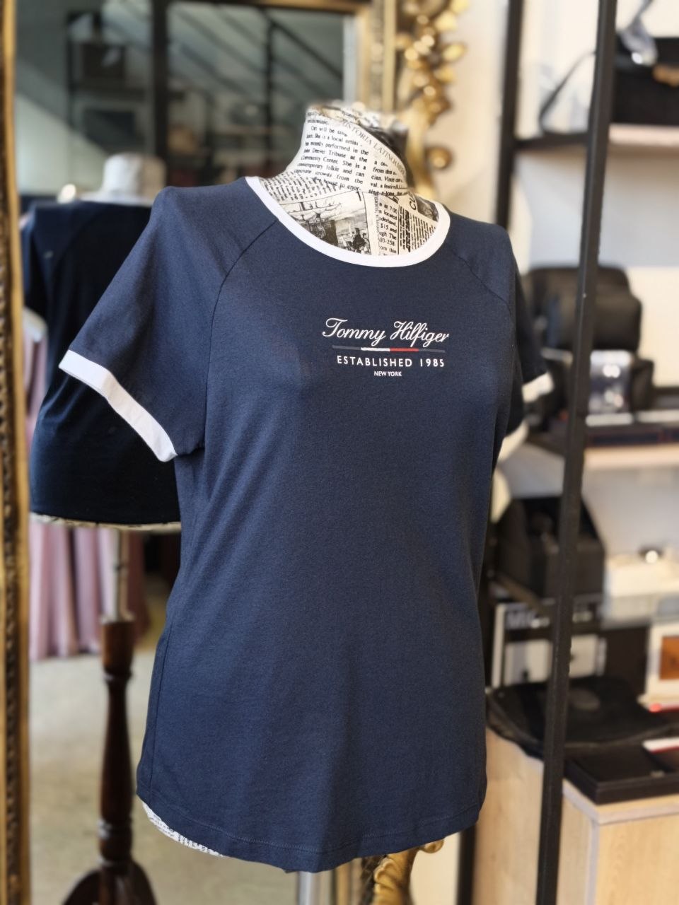 Tommy Hilfiger shirt size medium
