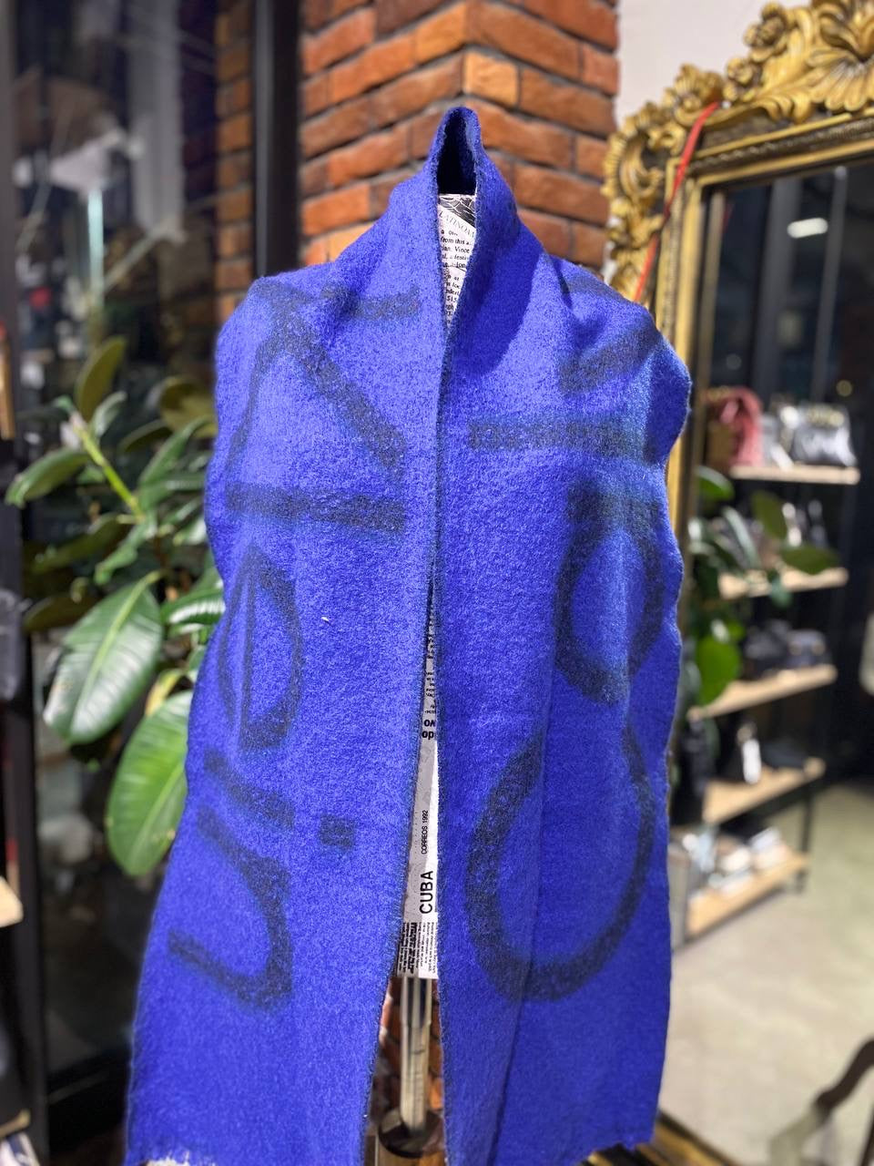 Calvin Klein  scarf