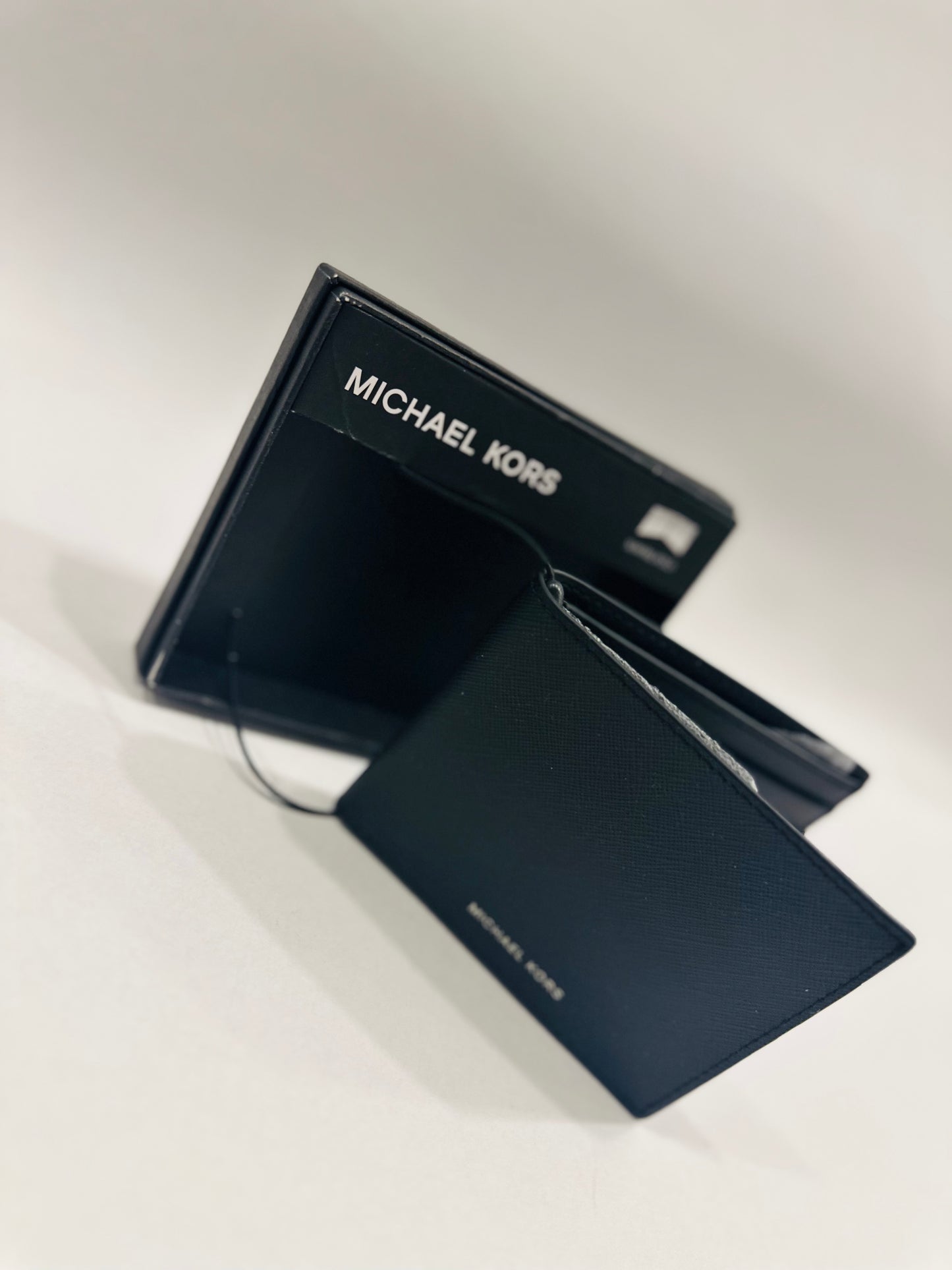 Michael kors wallet black