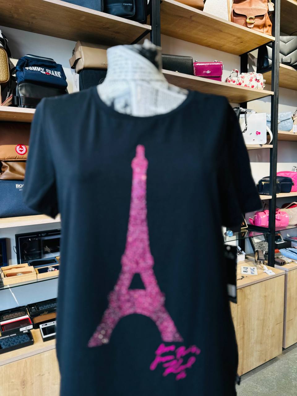 Karl Lagerfeld shirt size medium