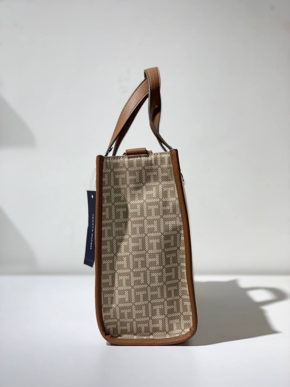 Tommy Hilfiger bag