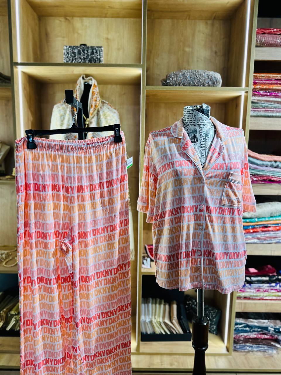 Dkny pajama set size large