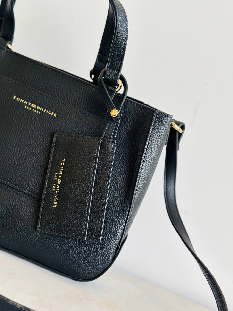 Tommy Hilfiger bag