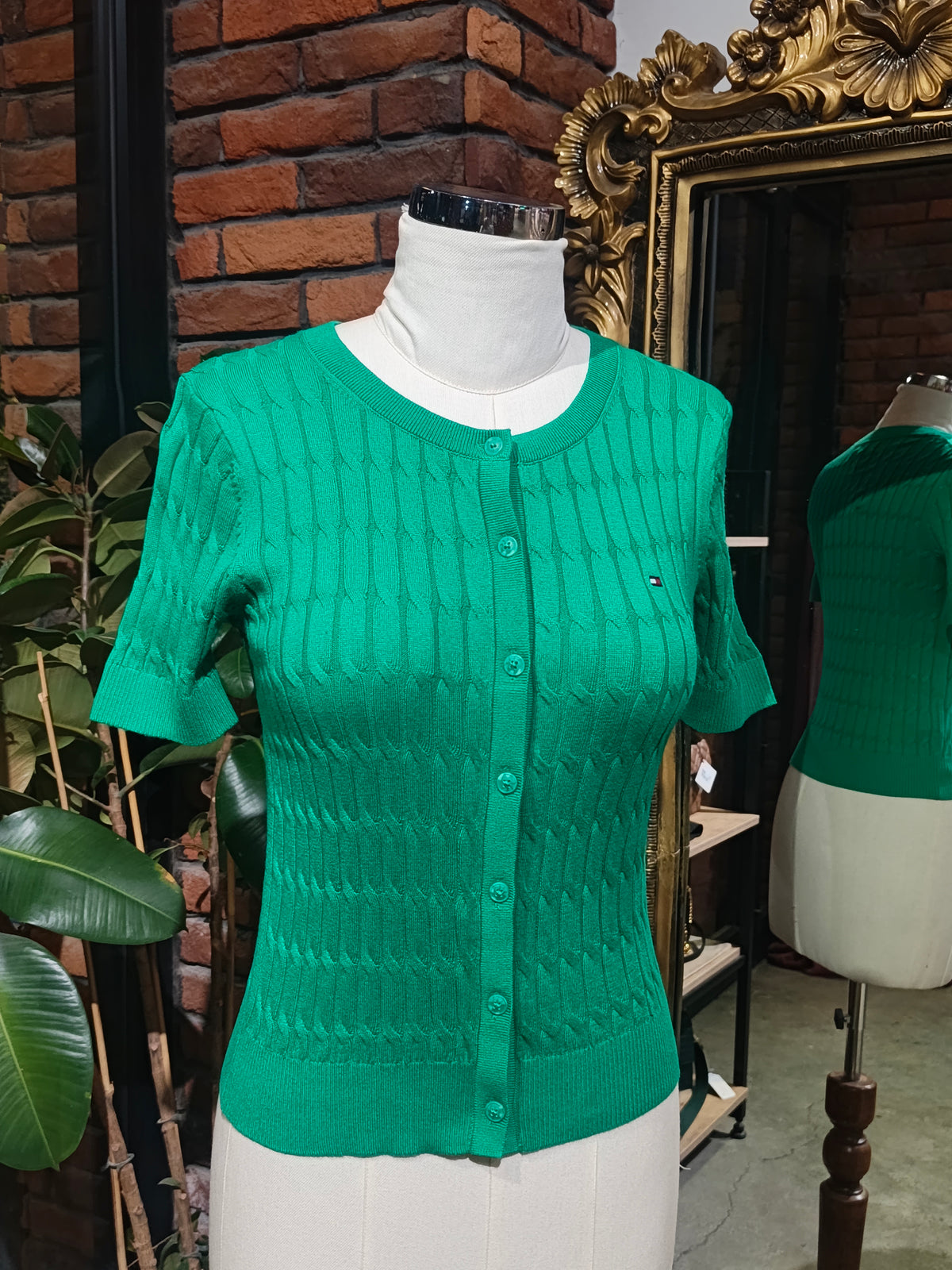 Tommy Hilfiger Short Sleeve Cardigan size Xsmall