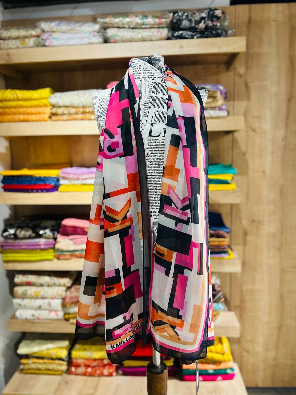 karl lagerfeld scarf