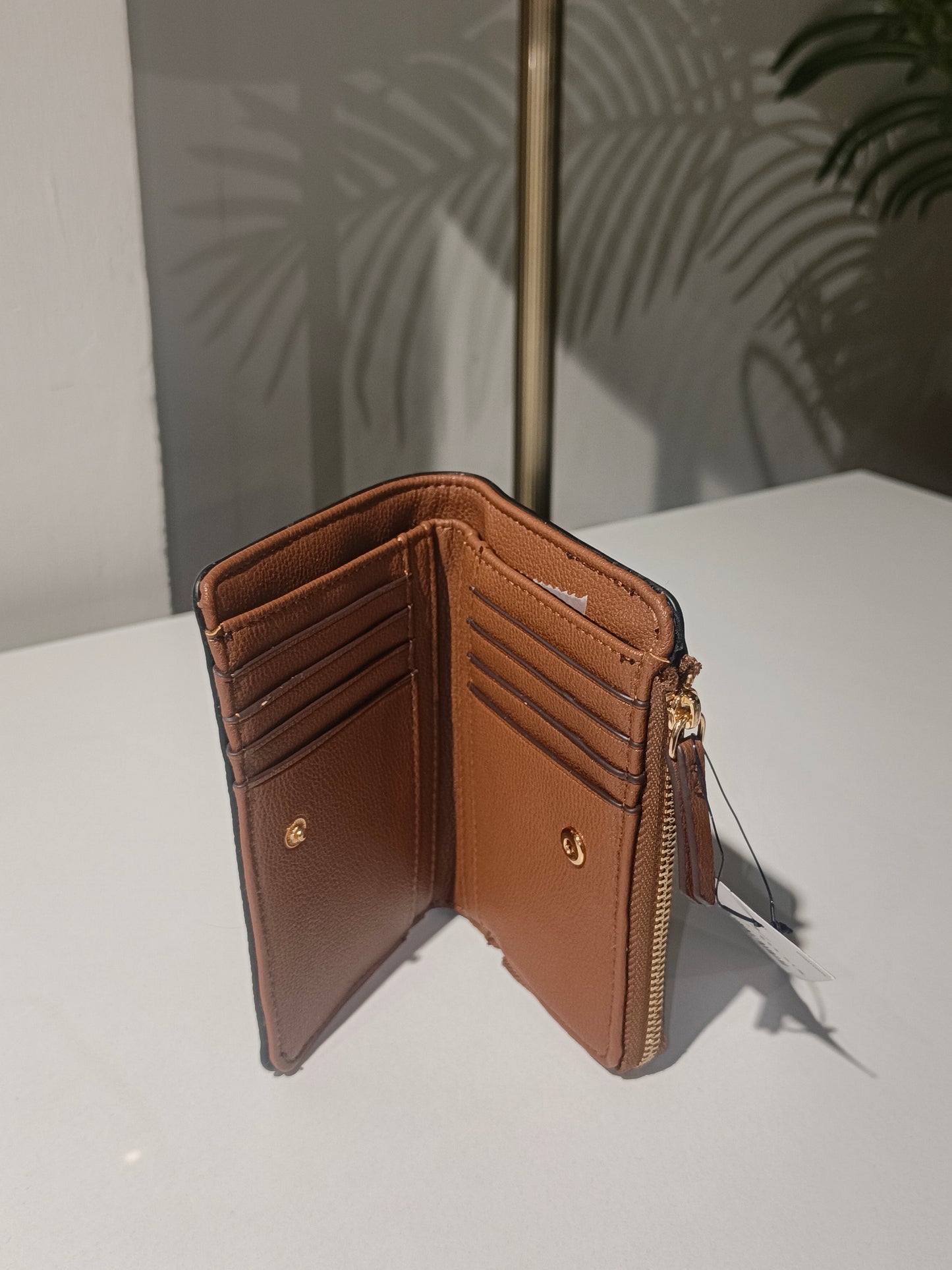 Tommy Hilfiger wallet