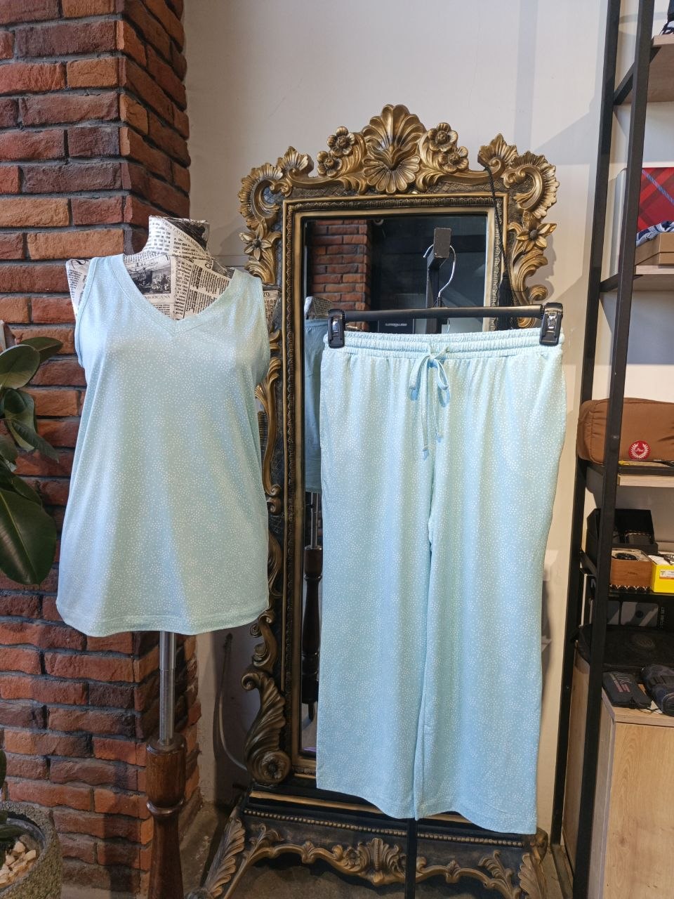 Anne Klein pajama set