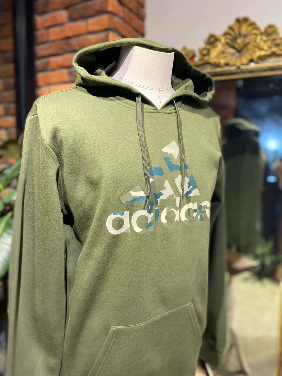 Adidas hoodie size medium