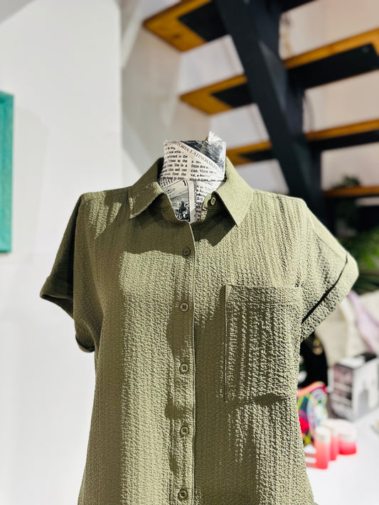 Calvin Klein shirt size small