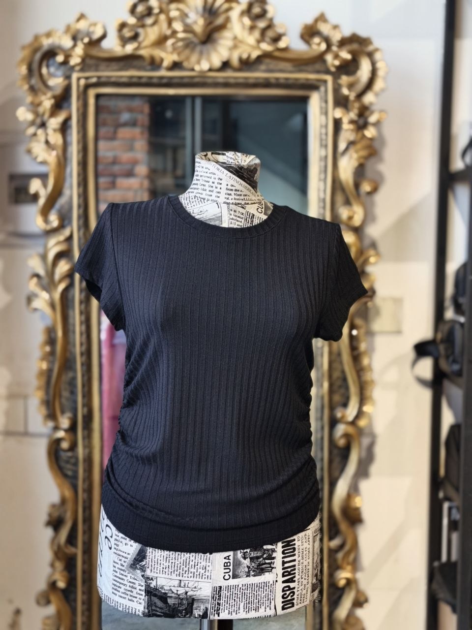 DKNY jeans top size medium