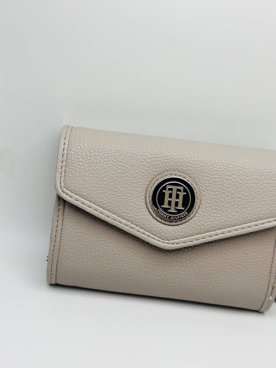 Tommy Hilfiger wallet