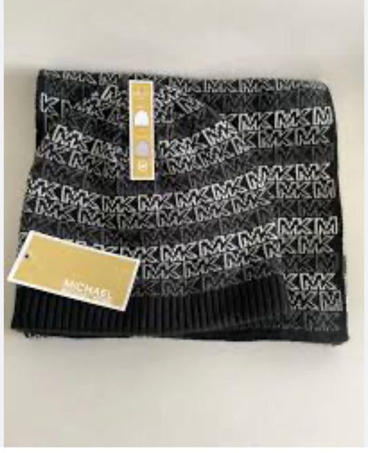 Michael kors scarf and hat set