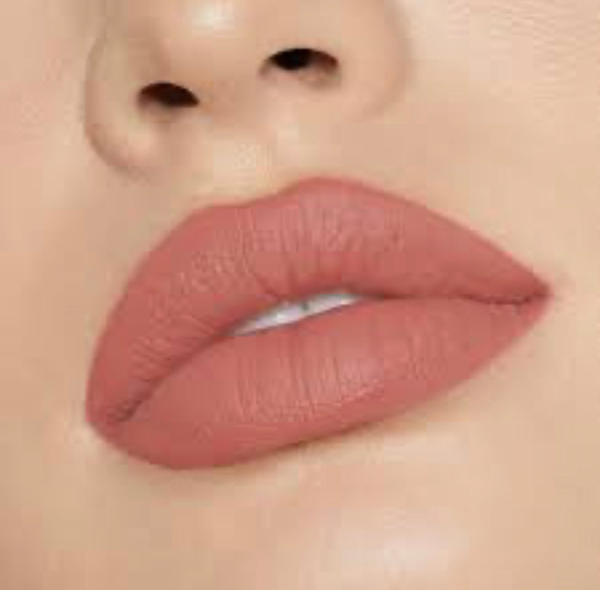 Kylie lip blush