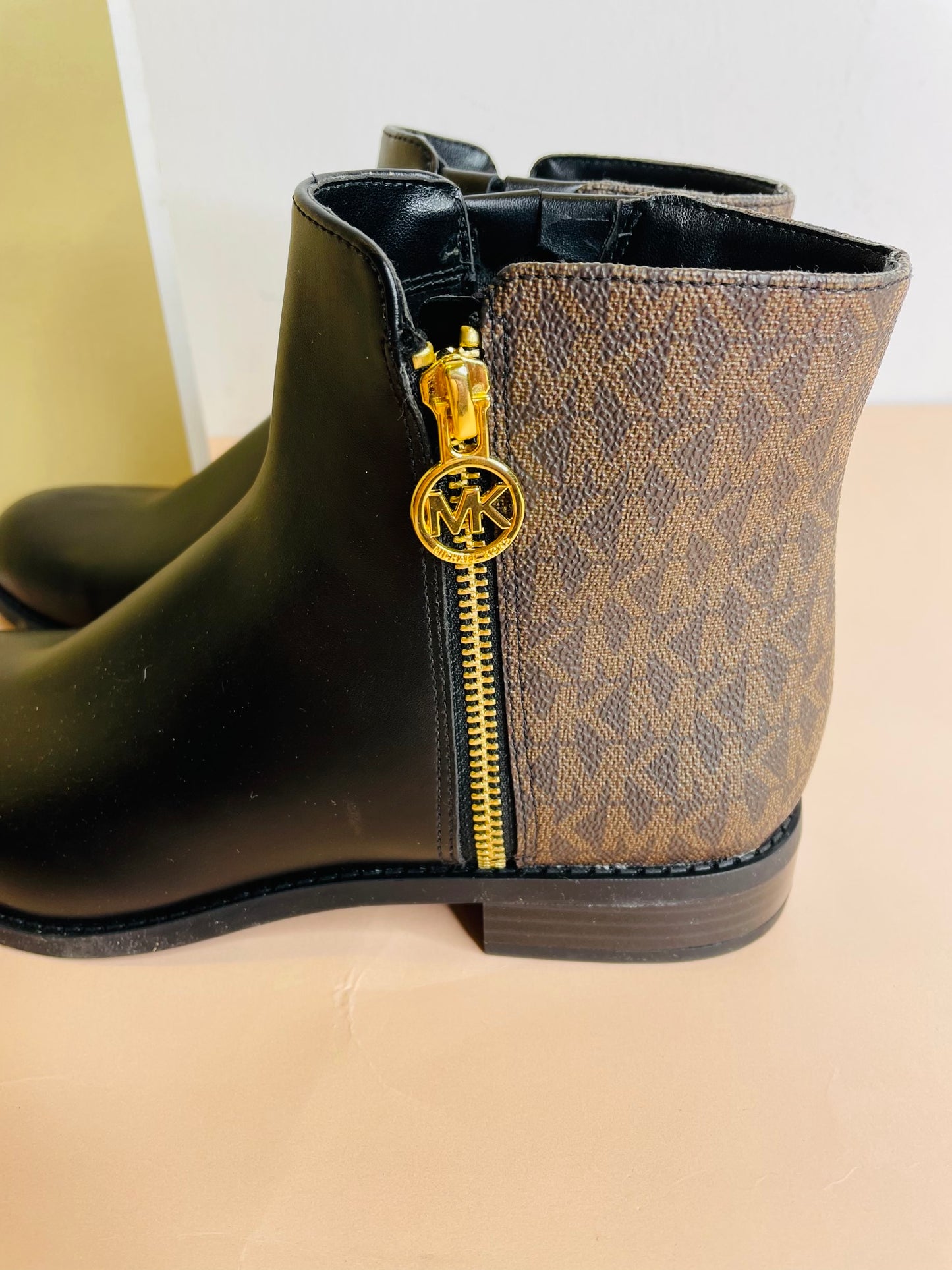 Michael kors boots