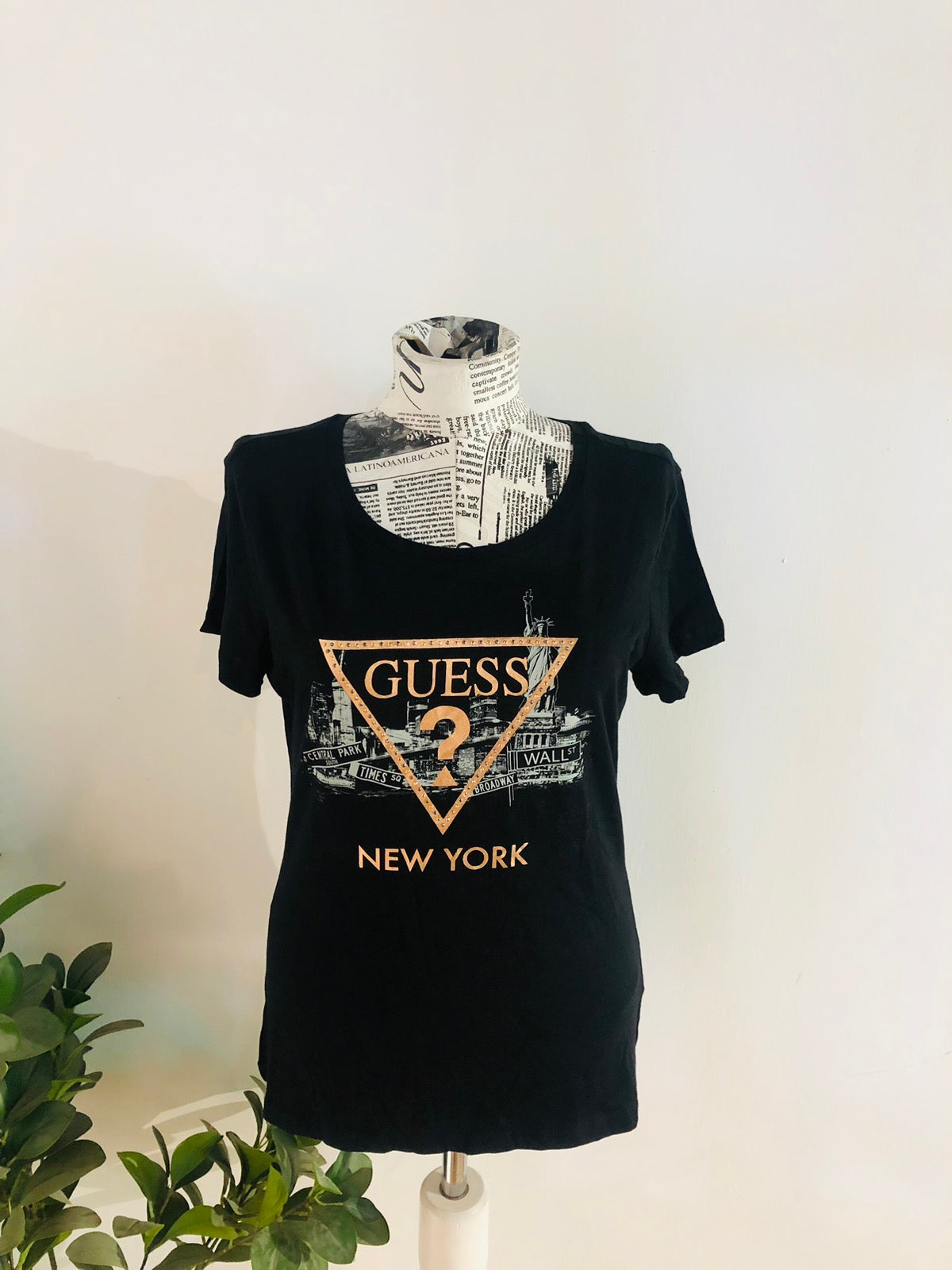 Guess shirt