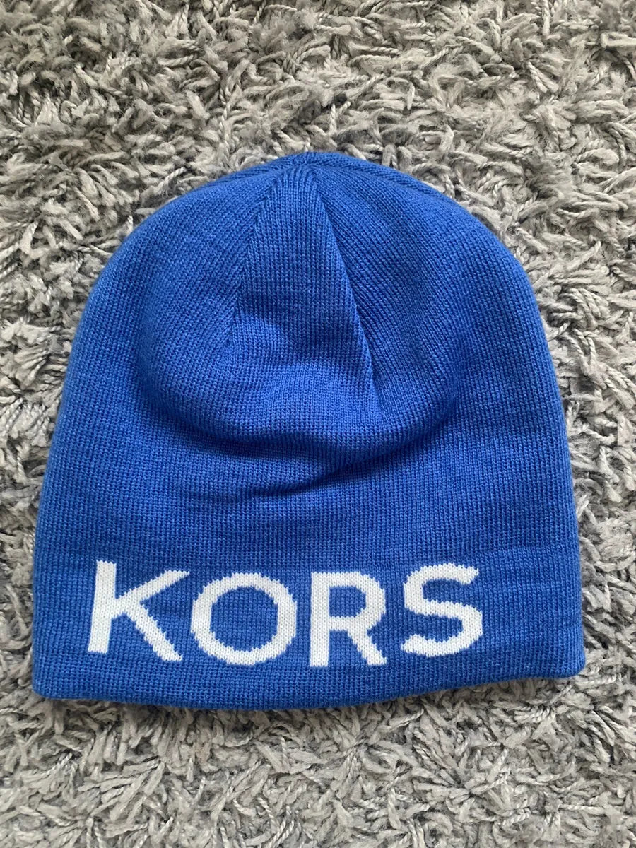 Michael kors scarf and hat set