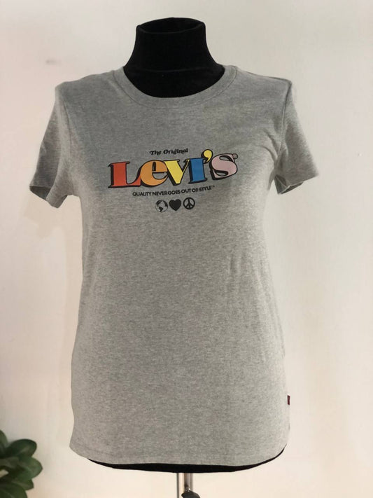 Levi’s shirt
