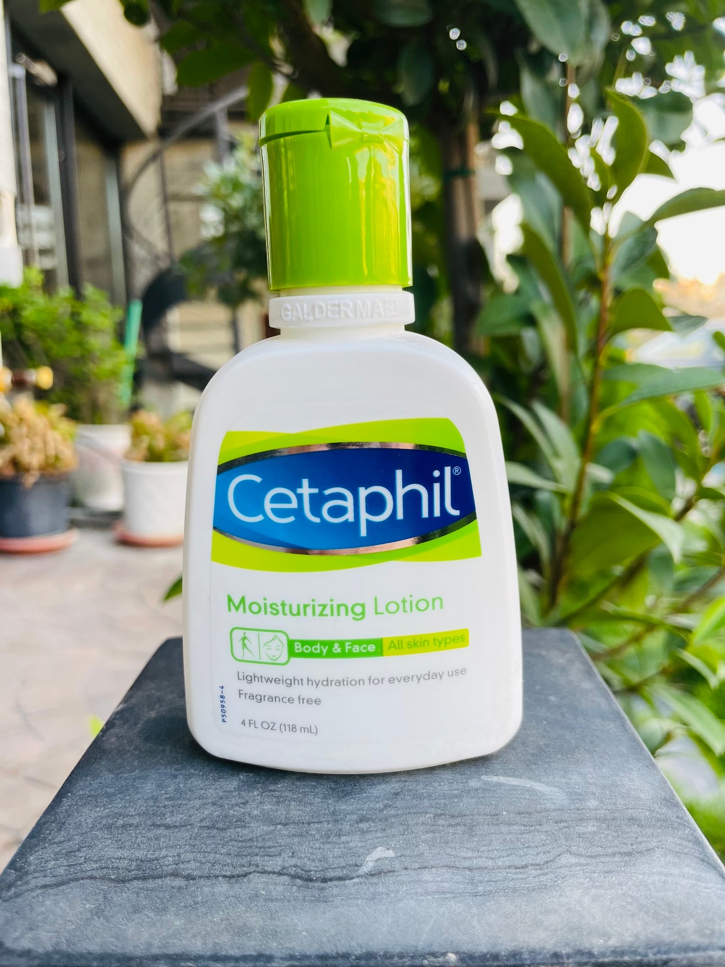 Cetaphil moisturizing lotion